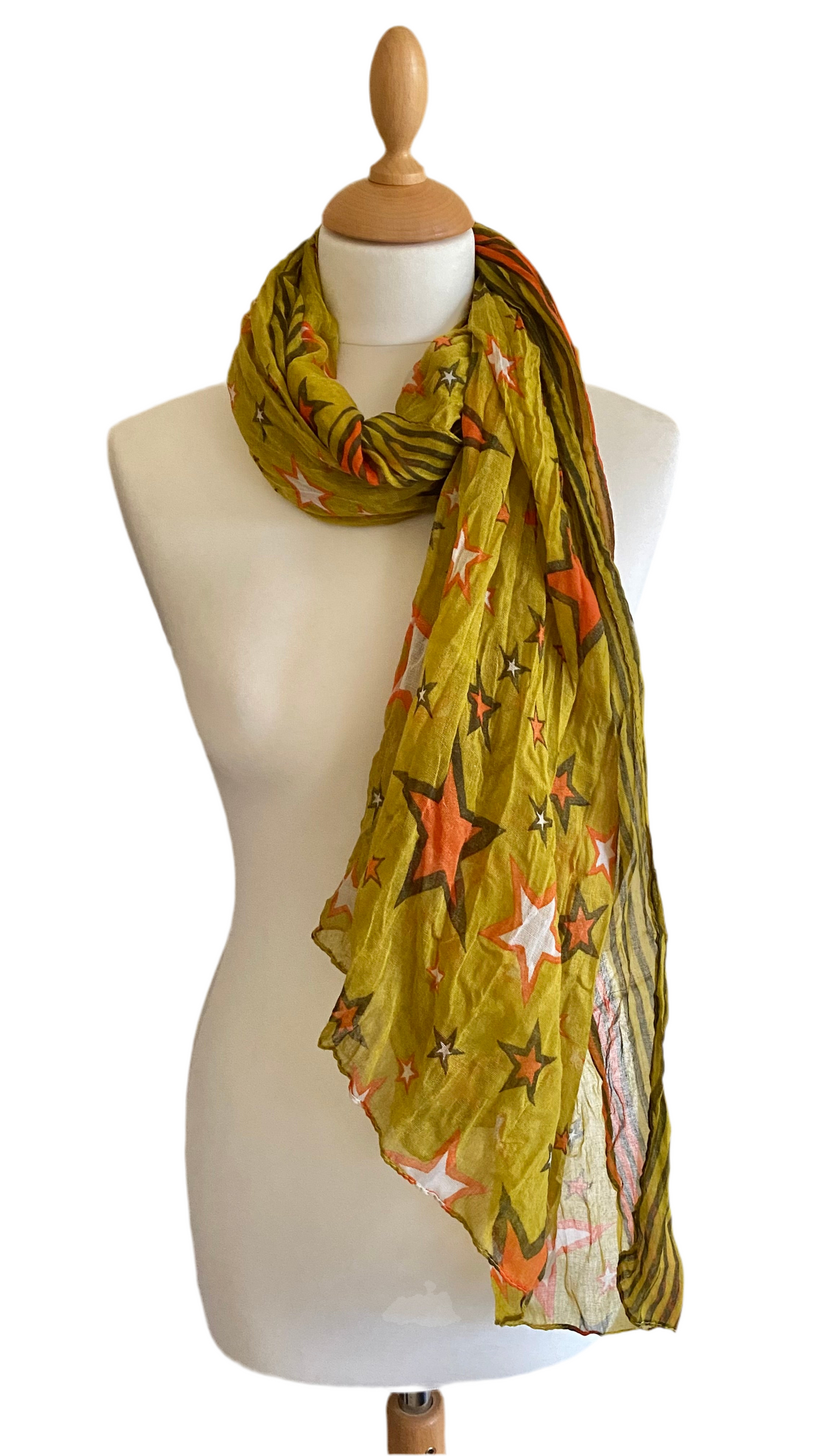 Vibrant star pattern scarf