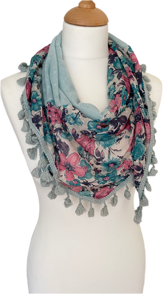 Chic Floral Print Scarf