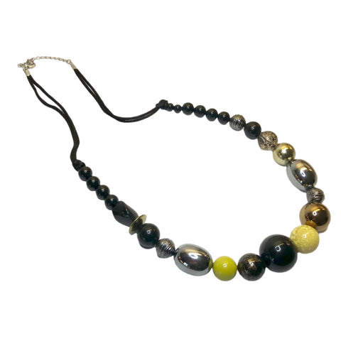 Vibrant contemporary necklace