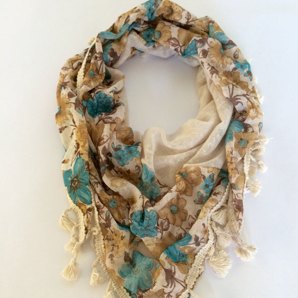 Chic floral print scarf