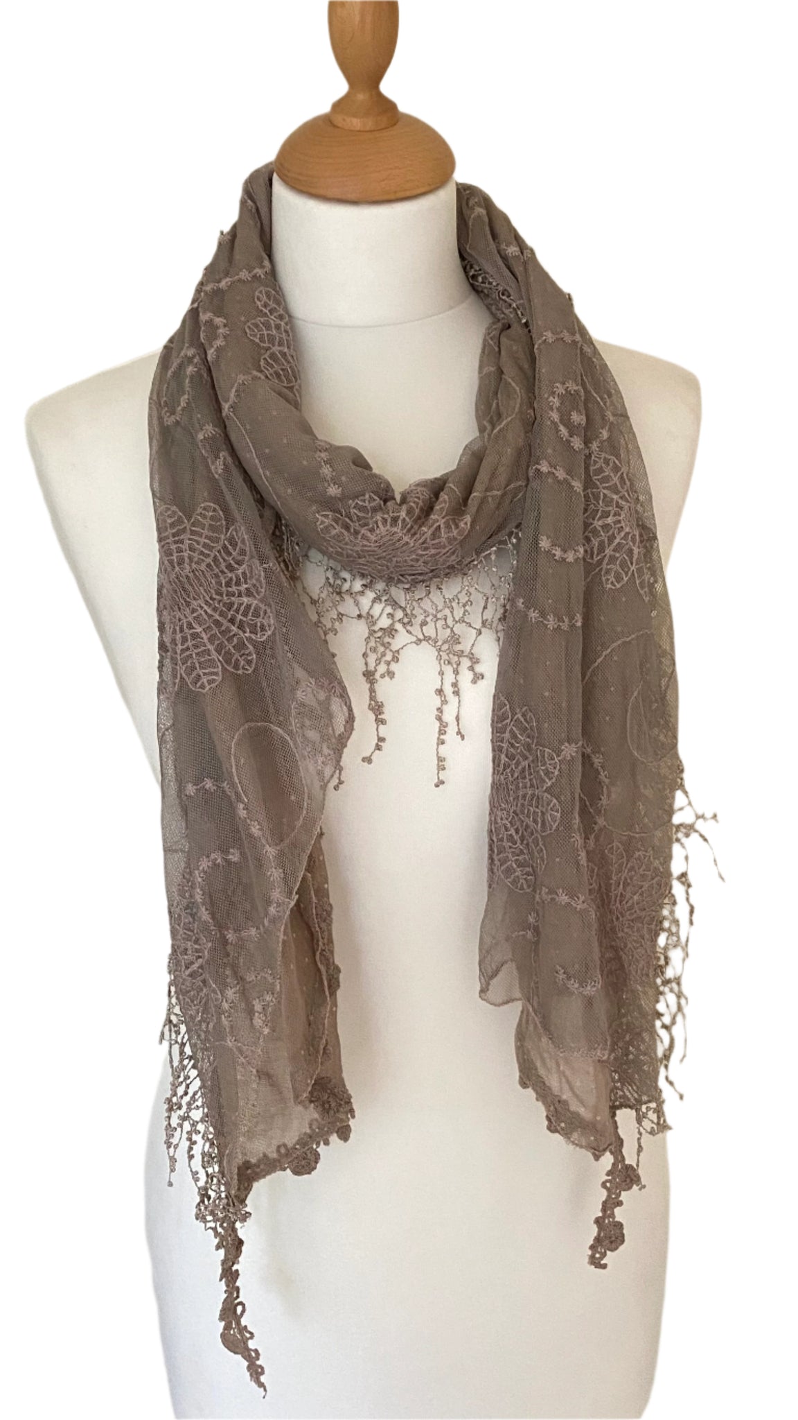 Lace & polka dot vintage styled scarf